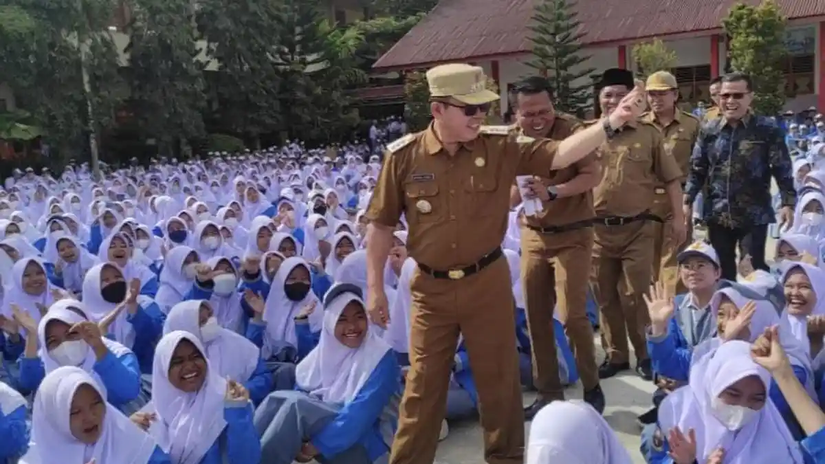 Walikota Sungai Penuh Minta Sekolah Aktifkan Kegiatan Kerohanian