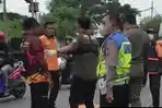 Kecelakaan Maut di Tambak Osowilangun Surabaya, Pemotor Tewas Terlindas Truk, Sopir Kabur