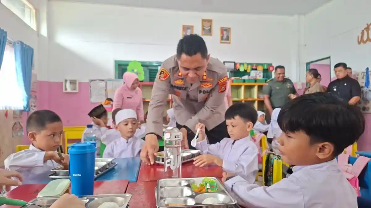 Polres Prabumulih Resmikan Operasional Dapur MBG, Bisa Distribusikan Makanan ke 1006 Pelajar