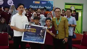 Para-siswa-kelas-5-SD-Al-Firdaus-Solo.jpg
