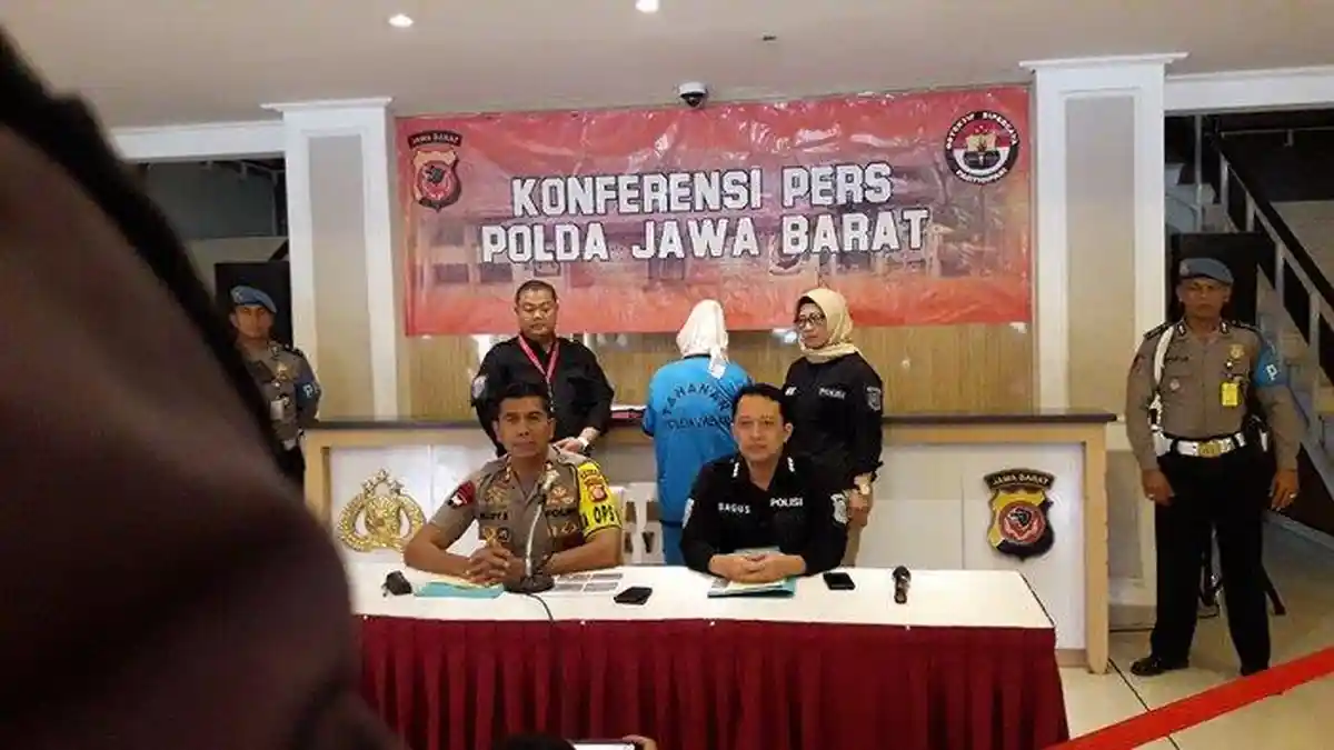Inilah Sosok AK, Istri Muda yang Terlibat Pembunuhan dan Pembakaran Jasad Bapak dan Anak