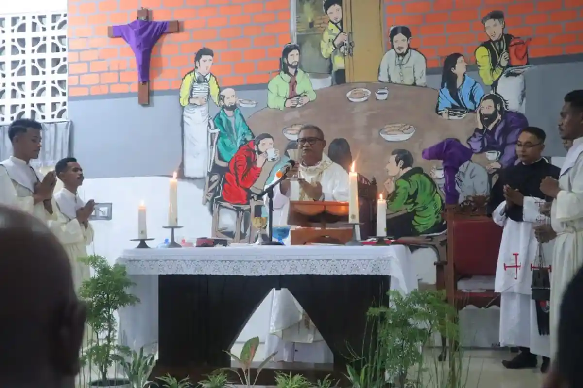 Pimpin Misa di Rutan Kelas IIB Maumere Uskup Ewaldus Martinus Sedu Beri Tiga Pesan Ini Untuk WBP