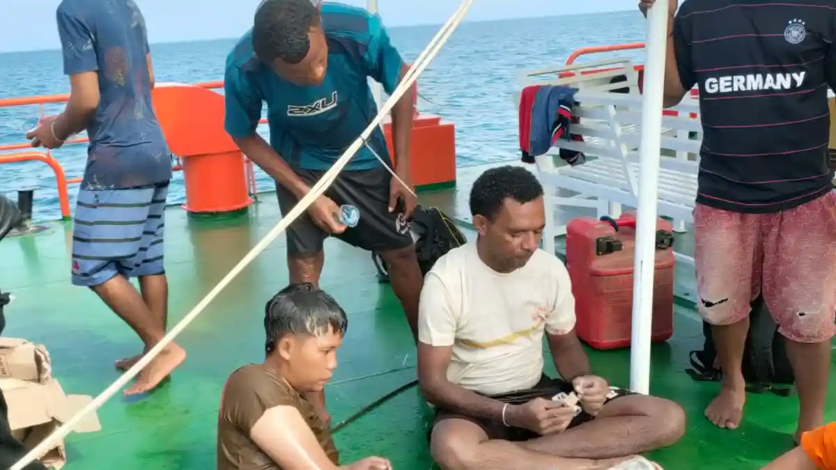 Sembilan Penumpang Kapal LCT Ronnysa And Dwi Ditemukan, Begini Kondisinya