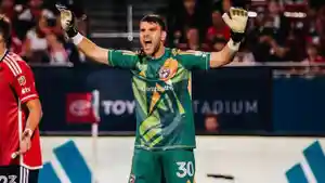 Maarten-Paes-saat-memperkuat-FC-Dallas-di-Major-League-Soccer.jpg