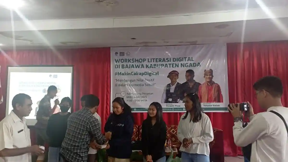 Komunitas Muda di Ngada Workshop Literasi Digital 'Membangun Nilai Positif di dalam Bermedsos'