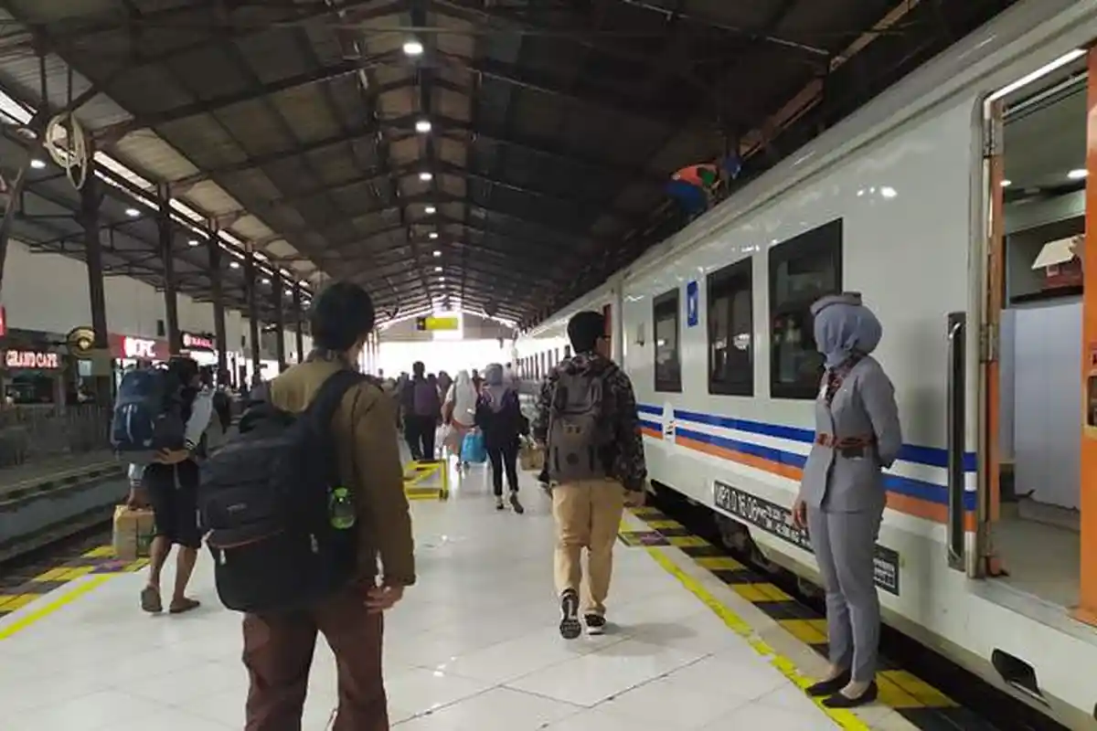 Jangan Sampai Kehabisan! Tiket Kereta Api dari Jakarta untuk Libur Nataru Sudah Terjual 22 Ribu