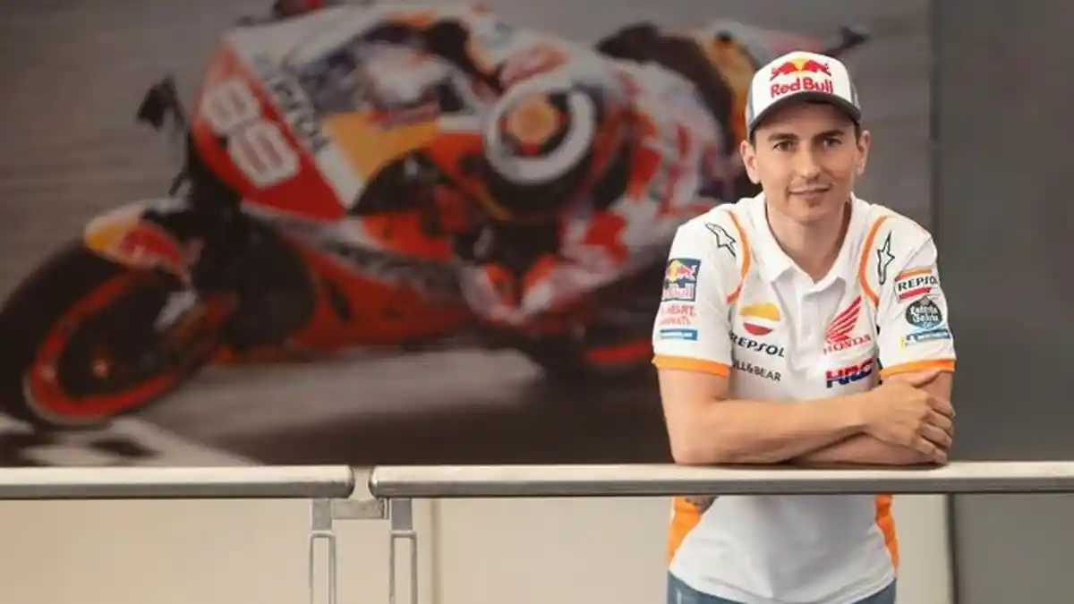 Deretan Legenda Terbaru MotoGP: Jorge Lorenzo, Max Biaggi, dan Hugh Anderson