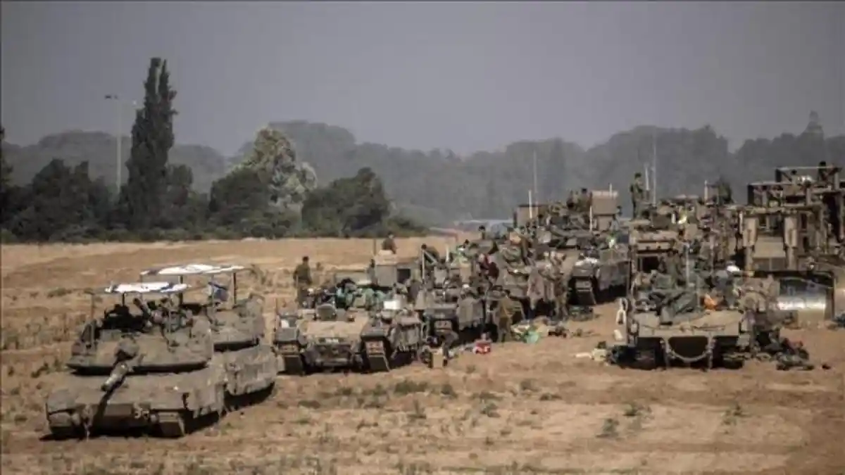 300 Serangan Dilaporkan Terjadi di Suriah Usai Sederet Tank Israel ...