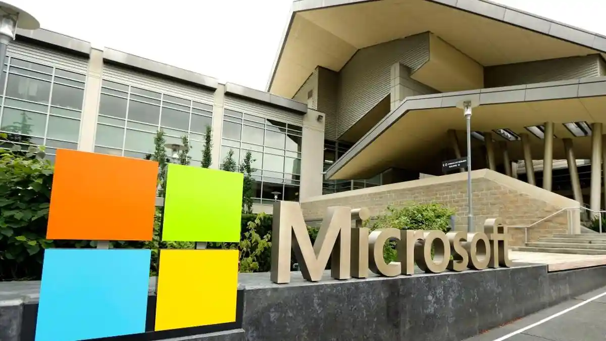 Karyawan Microsoft Protes Aturan Wajib Ngantor Tiga Kali Seminggu