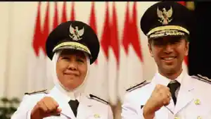Khofifah-dan-Emil-Dardak.jpg