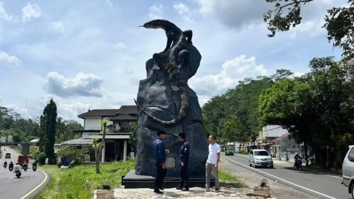 Bukan dari APBD, Pembangunan Tugu Biawak Viral di Wonosobo Dibiayai BUMD