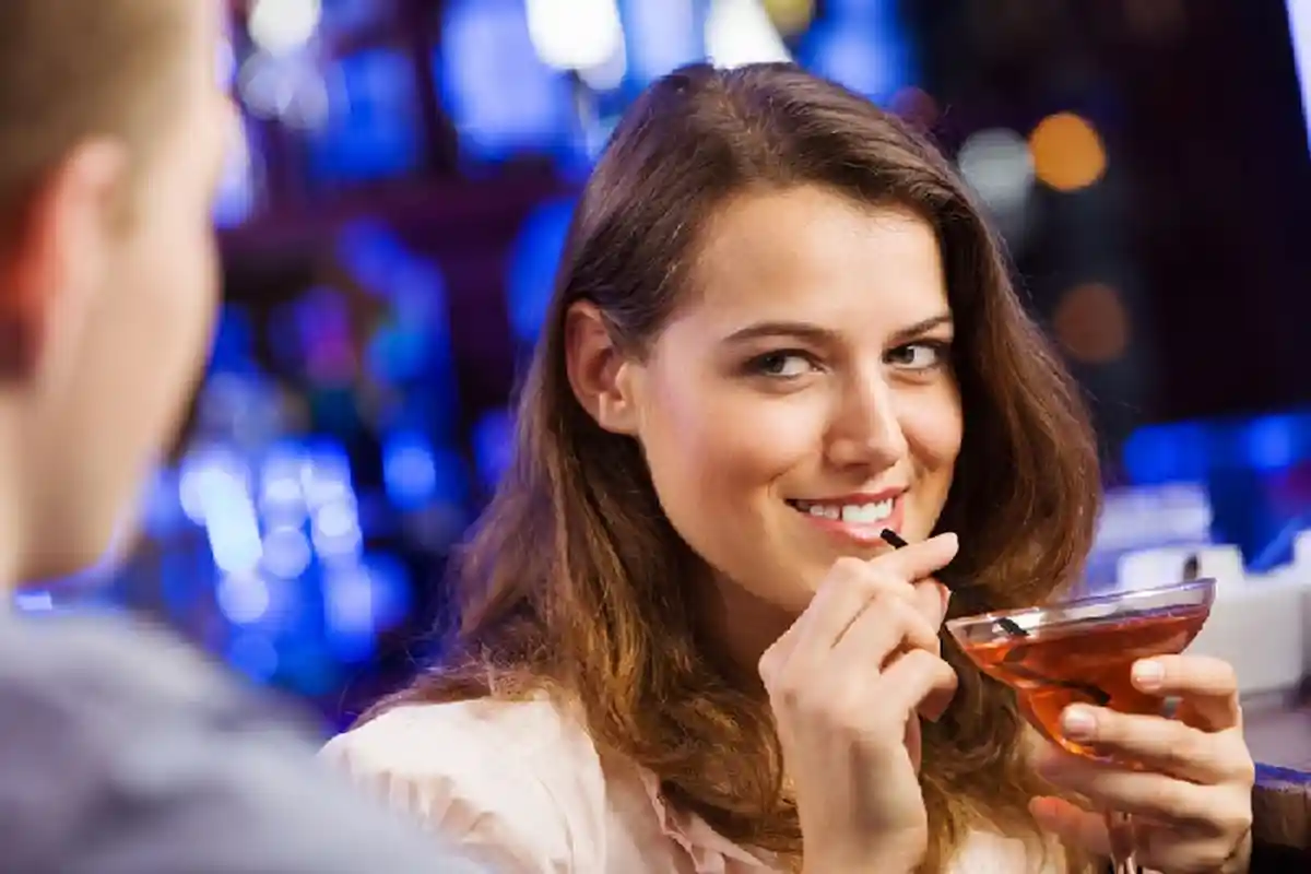 Politisi Indonesia Banyak yang Menawar Tinggi 'Perawan' di Cinderella Escorts, Siapa?