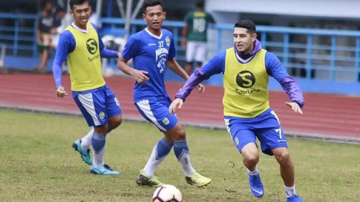 Akan Ada Pertemuan antara Gelandang Persib Esteban Vizcarra dan Petinggi Sriwijaya FC, Membahas Apa?