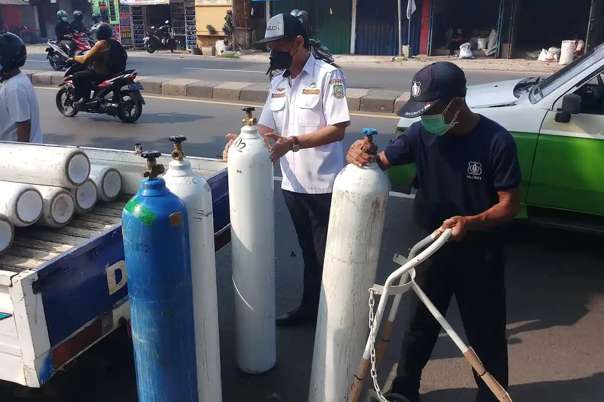 Pemerintah Akhirnya Impor Tabung Oksigen, Pasien Covid Melonjak 352 Persen
