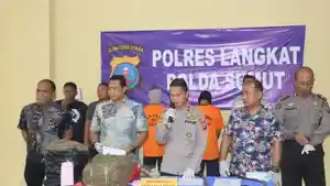 Sat-Narkoba-Polres-Langkat-saat-menggelar-press-release-kasus-narkotika-beberapa-waktu-lalu.jpg