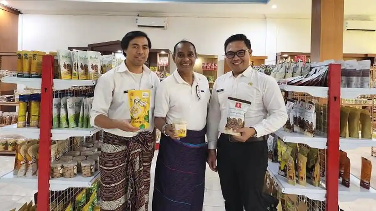 NTT Mart Resmi Diluncurkan, 95 IKM dari Berbagai Daerah Pasarkan Produk Unggulan