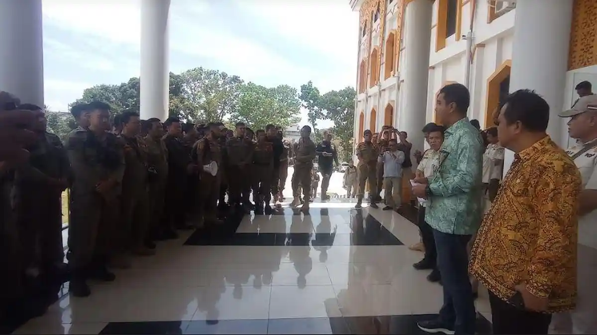 Nilwan Pastikan Personel Satpol-PP yang Ikut Unjuk Rasa Tidak Akan Dipecat
