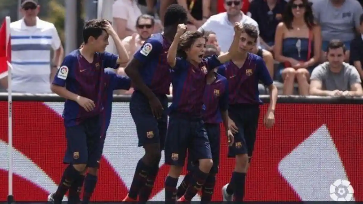 Anak Legenda Barcelona Cetak 2 Gol saat Bantai Real Madrid 6-1