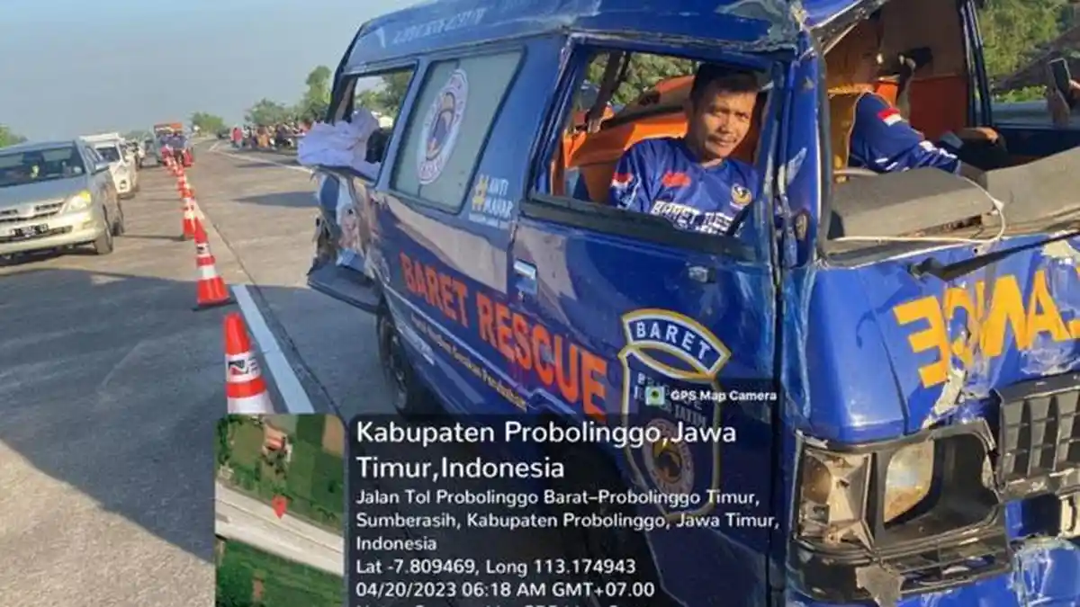 Polisi Dalami Penyebab Ambulans vs Mobil di Tol Paspro, CCTV Kuak Jasad Terlempar 6-10 Meter
