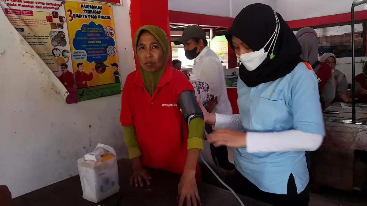 Ada Pelayanan Cek Kesehatan Gratis di Pasar Karangayu Semarang Setiap Bulan.