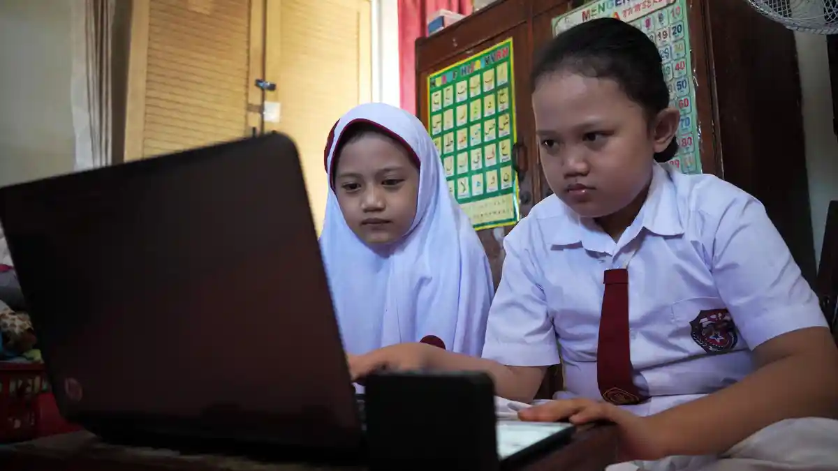 Bantuan Kuota Data dan Uang Kuliah Tunggal Kembali Disalurkan Mulai September 2021
