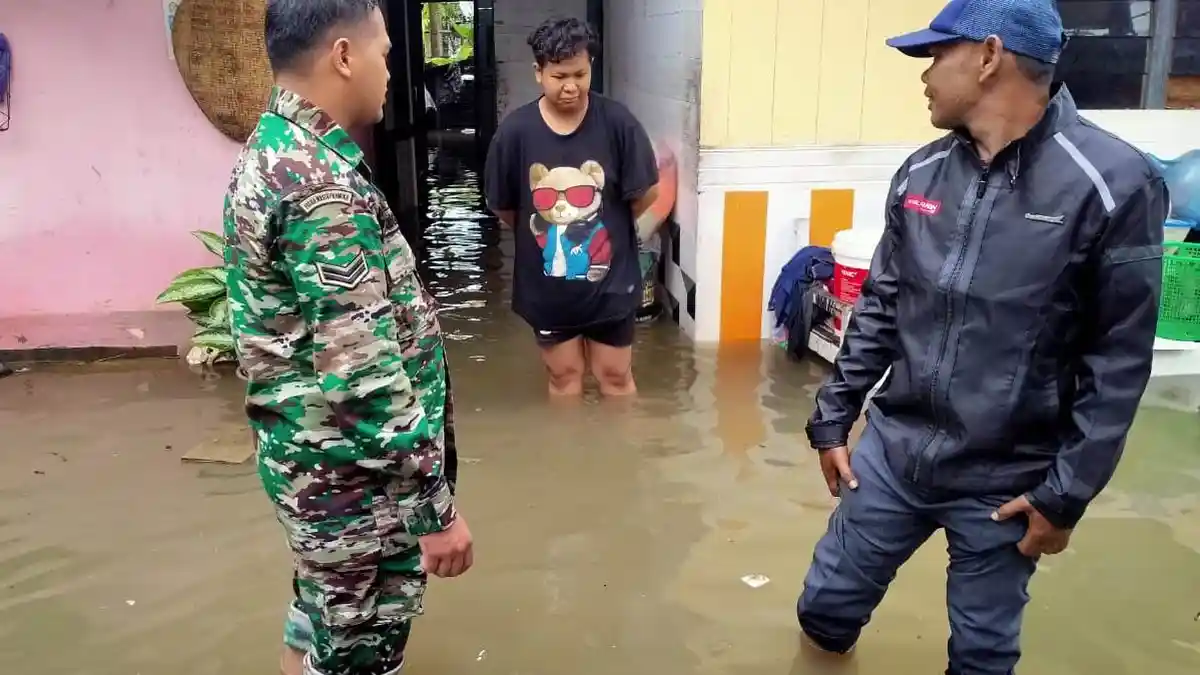 Banjir Terjang Sejumlah Kecamatan di Pidie, Warga Panik Air Masuk Rumah