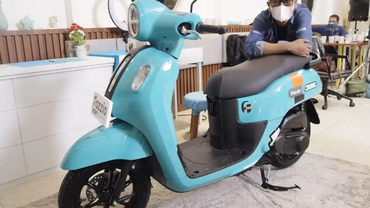 Kata Mereka Tentang Yamaha Fazzio Hybrid – Connected
