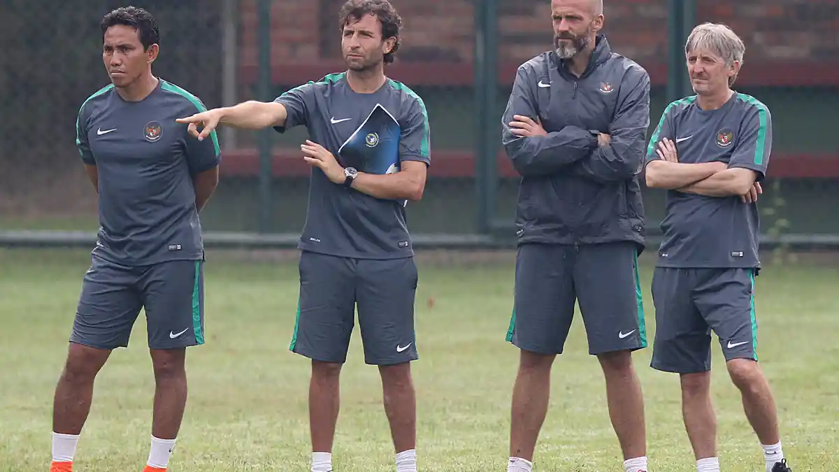 Luis Milla Lindungi Evan Dimas dan Putu Gede Agar Tak Cedera