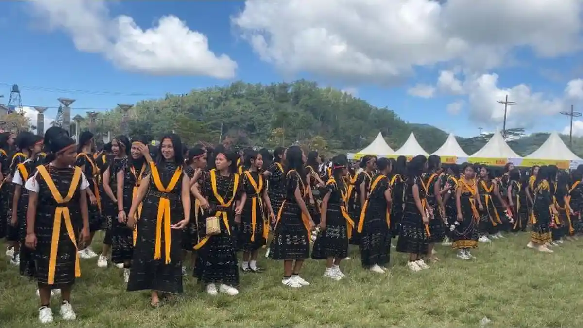 Tarian Ja’i Kolosal Jadi Magnet Tour De  EnTeTe di Bajawa