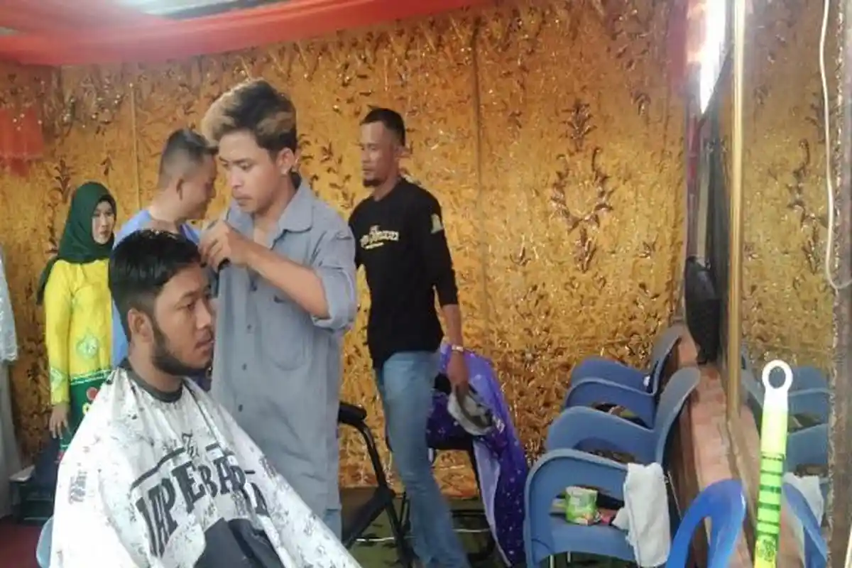 Gelar Cukur Rambut Gratis di Tapin Expo 2022,  777 Rambut Pengunjung Dipangkas