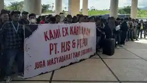 Demo-eks-pekerja-PT-Hillcon.jpg