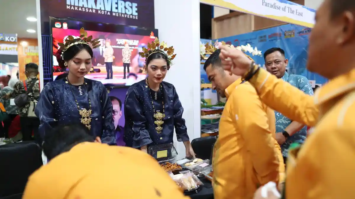 Siapkan Kuliner Khas Bugis Makassar, Booth Pemkot Makassar Jadi Buruan ...