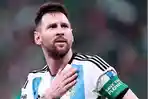 banjarmasin/Bintang-sepak-bola-Argentina-Lionel-Messi-diduga-menginjak-jersey-Meksiko.jpg