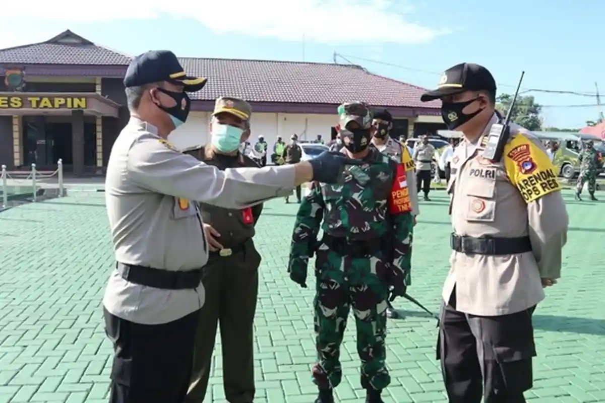 Kapolres Tapin Pimpin Apel Tim Penggerak Penegakan Disiplin Protokol Kesehatan di Kabupaten Tapin