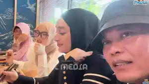 Sule-Santyka-Fauziah-dan-Putri-Delina.jpg