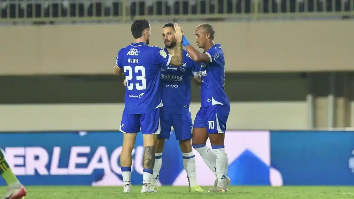 GOOLLLL, Luciano Guaycochea Antar Persib Unggul Cepat atas Persis Solo
