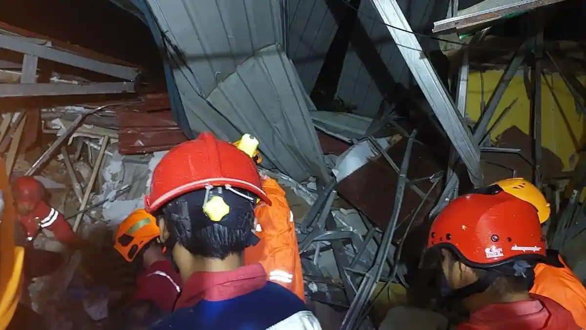 Tim SAR Gabungan Masih Cari Dua Korban Longsor di Perumahan Tiban Koperasi Batam