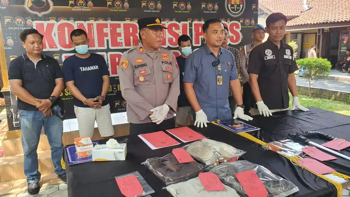 Ditinggal Kondangan Pemilik, Toko Rokok di Plupuh Sragen Dibobol Maling