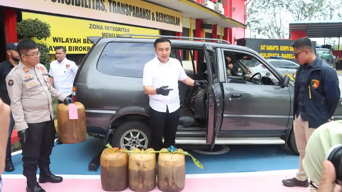 Pelangsir BBM Subsidi Jenis Solar Dibekuk Polisi, Sengaja Modifikasi Tangki Mobil