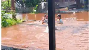 Banjir-Tualan-Hulu-1.jpg