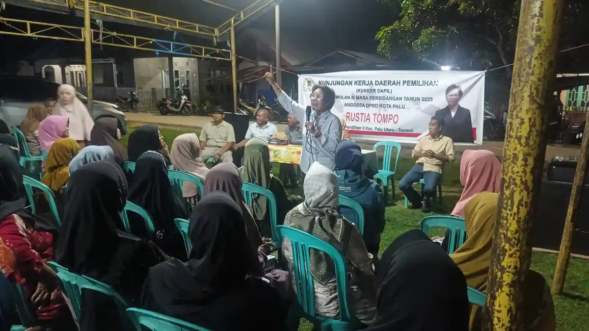 Rustia Tompo Sosialisasikan Keringanan PBB dan Retribusi Sampah Saat ...