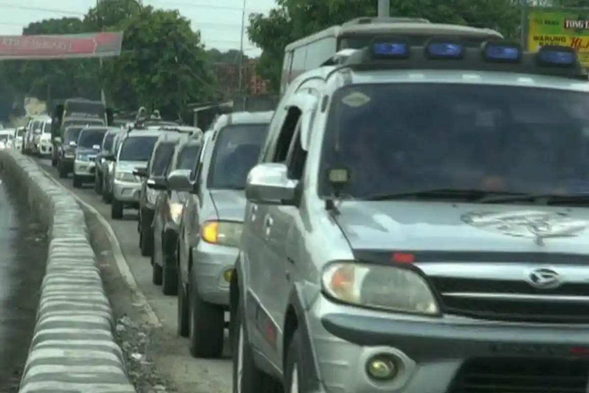 Resah Macet di Bandara Ahmad Yani