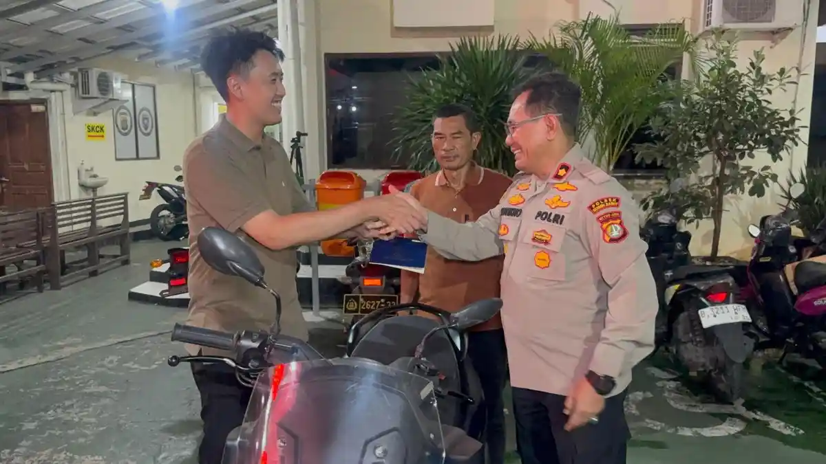 Bahagianya Raka, Motor Kesayangannya yang Hilang Berhasil Ditemukan Polisi