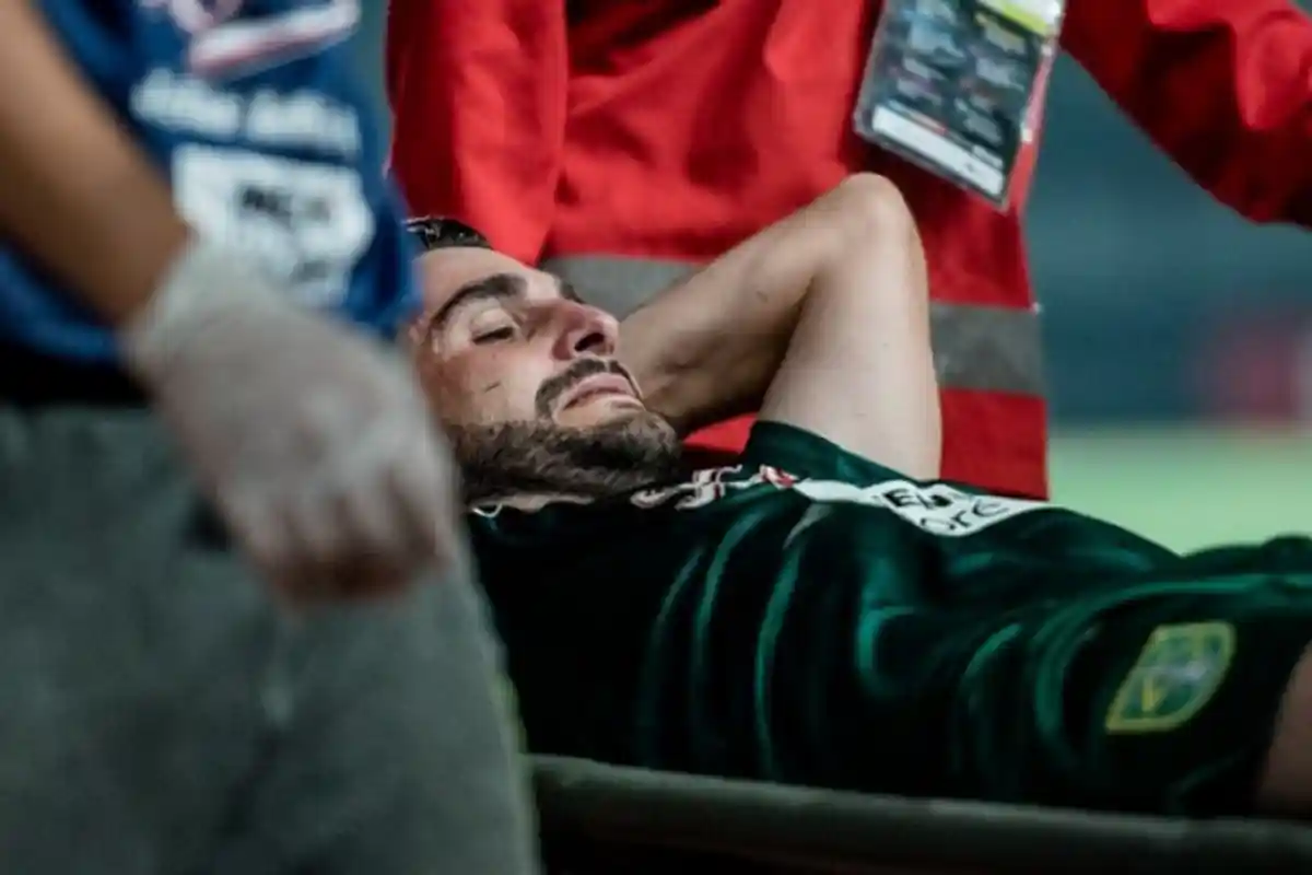 Patah Tulang Betis, Robertino Pugliara Tak Akan Perkuat Persebaya Hadapi PSM, 10 November 2018 - 15102018_robertino_1_20181015_182543.jpg