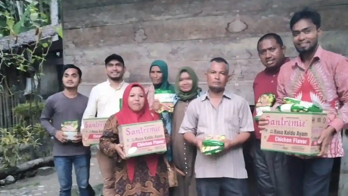 Direktur Eddie Foundation dan Presiden KKMI Libya Bantu Korban Banjir Aceh Utara