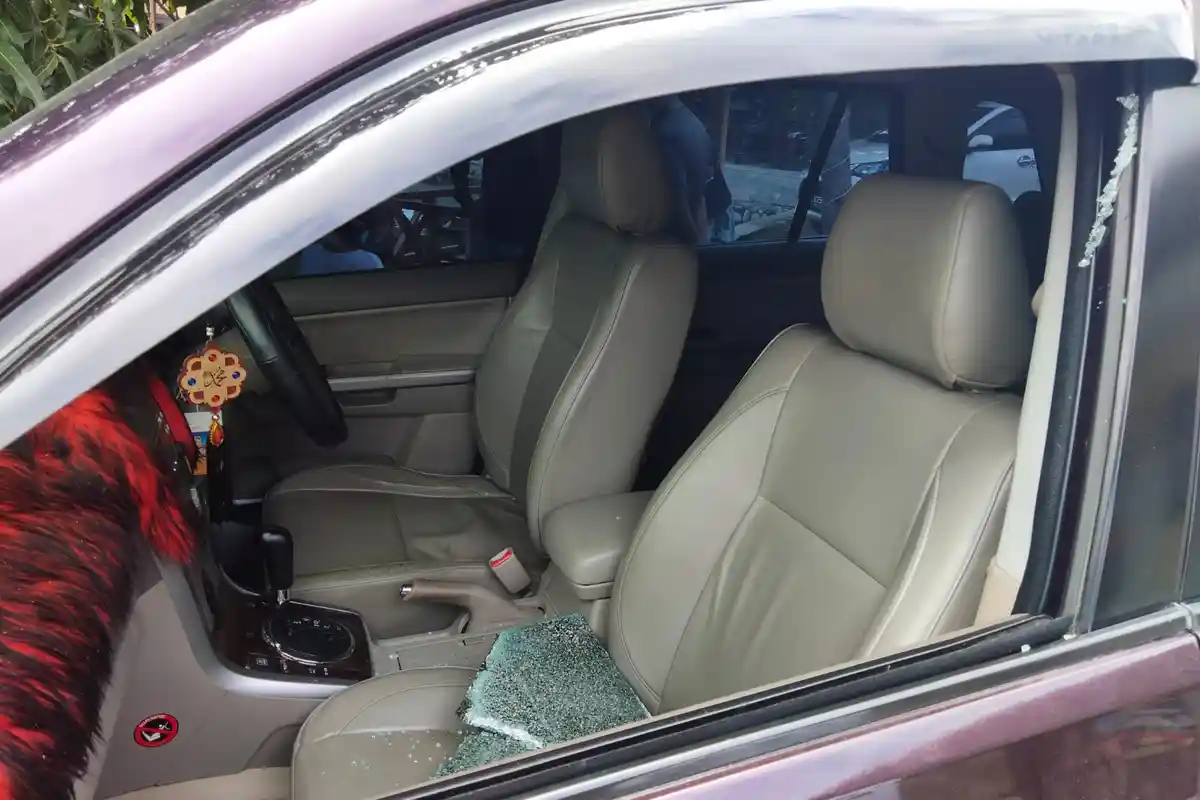 Pencuri Pecahkan Kaca Mobil Pensiunan Guru di Pidie, Uang Ratusan Juta Raib, Begini Kejadiannya