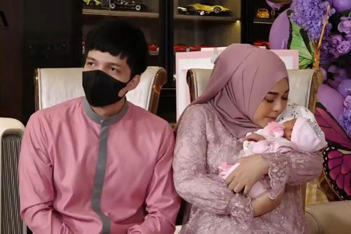 Sebut Putri Atta dan Aurel Sangat Cantik, Ayu Dewi: Ameena Udah Ada Lagu dan Video Klipnya