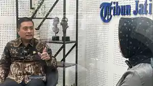Anggota-Komisi-E-DPRD-Jatim-Puguh-Wiji-Pamungkas-saat-hadir-di-Studio-TribunJatim.jpg