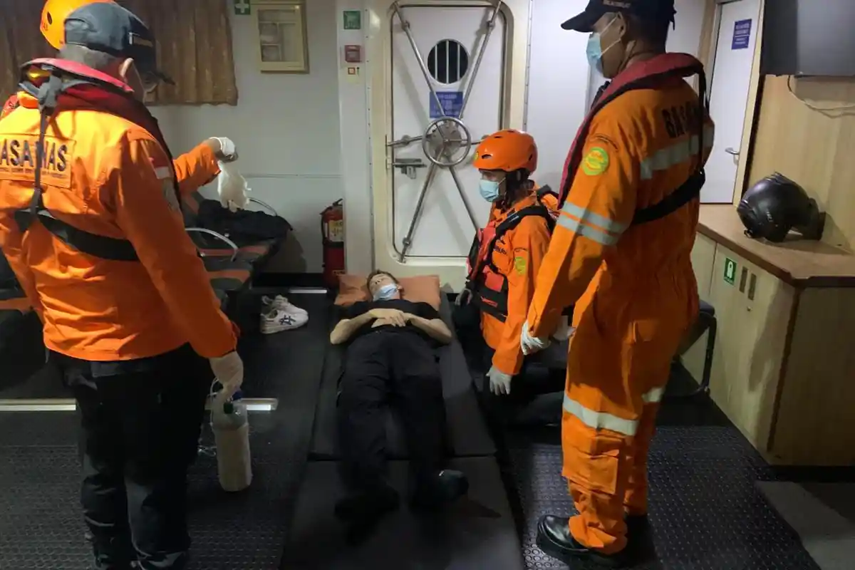 Sesak Napas di Tengah Laut, ABK Asal Ukraina Dievakuasi di Perairan Donggala Sulteng