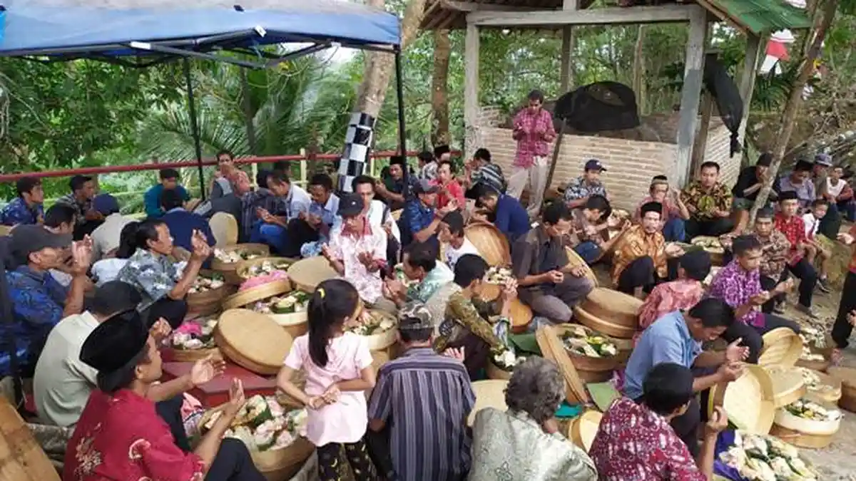 Bupati Banyumas Tetapkan Desa Banjarpanepen Jadi Desa Kerukunan Umat Beragama